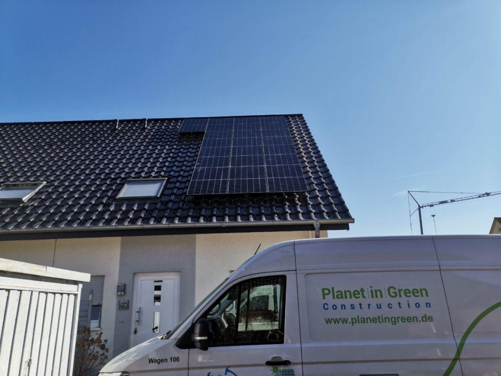 Planet in Green Referenzbild einer Solaranlage in Herford